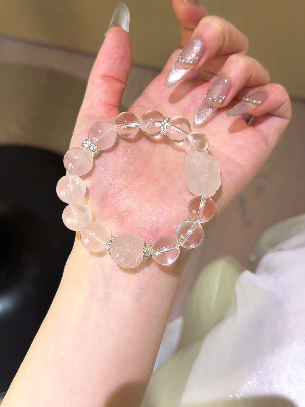 ▫️▪️ Pink crystal white crystal fox fox ball bracelet